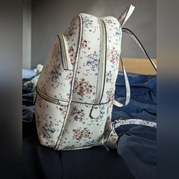 PU leather mini backpack - Picture 3 of 8